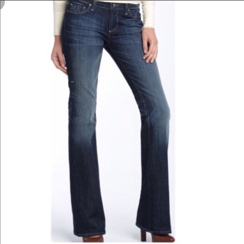 Paige Hollywood Hills Boot Cut Jeans. Size 25